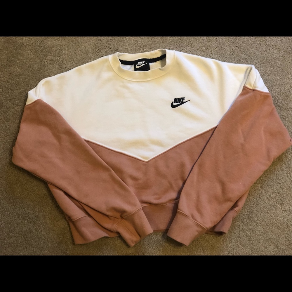 Nike crop sweatshirt